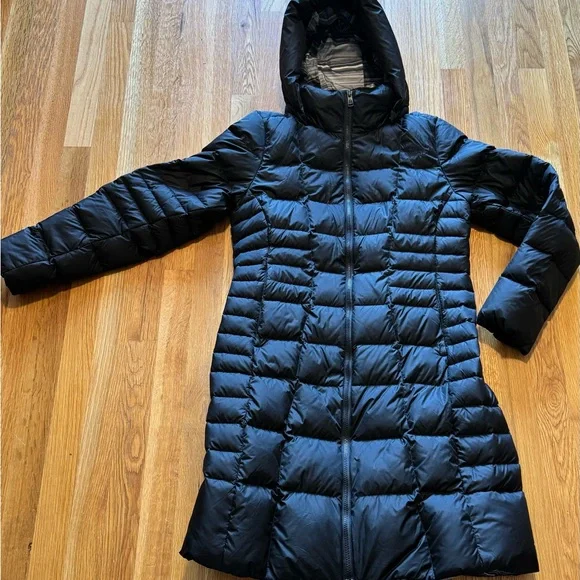 ❄️The North Face Women's Metropolis II Parka - Black with Rare Striped Lining ❄️ - Picture 2 of 9